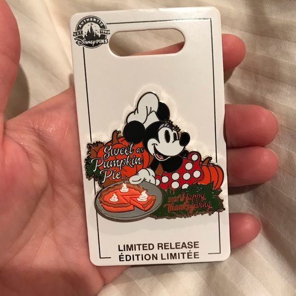 Thanksgiving Minnie Mouse pin Disney pins limited edition Walt Disney 2021 - Picture 1 of 7